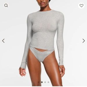 SKIMS cotton jersey long sleeve t-shirt light Heather grey xs